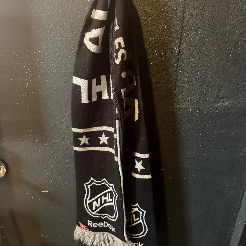 Reebok 2017 NHL All Star Game Black and White Scarf